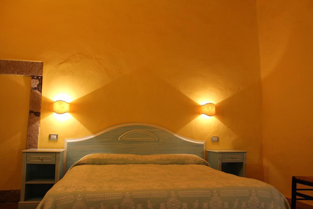 Sa Balza Guest House Bosa Exteriör bild