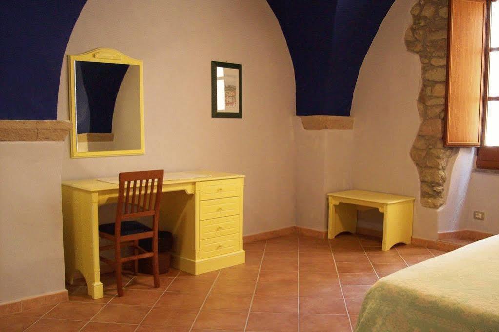 Sa Balza Guest House Bosa Exteriör bild